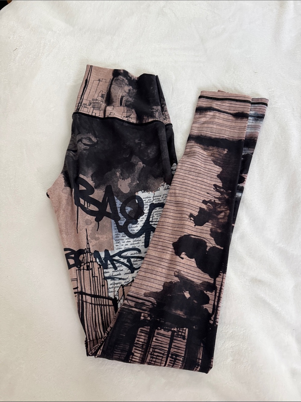Niyama Sol Black & Brown Graphic High-Rise Leggings